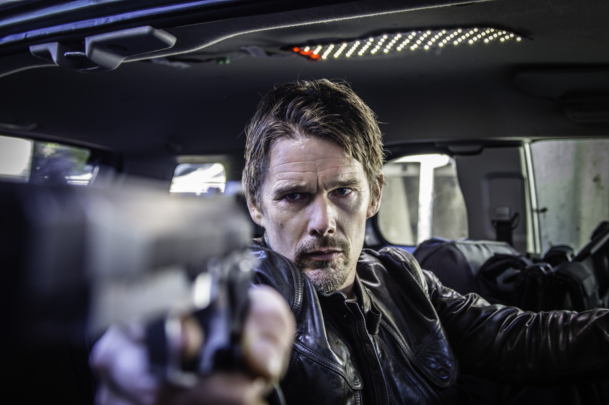 Ethan Hawke u traileru za "24 Hours to Live"