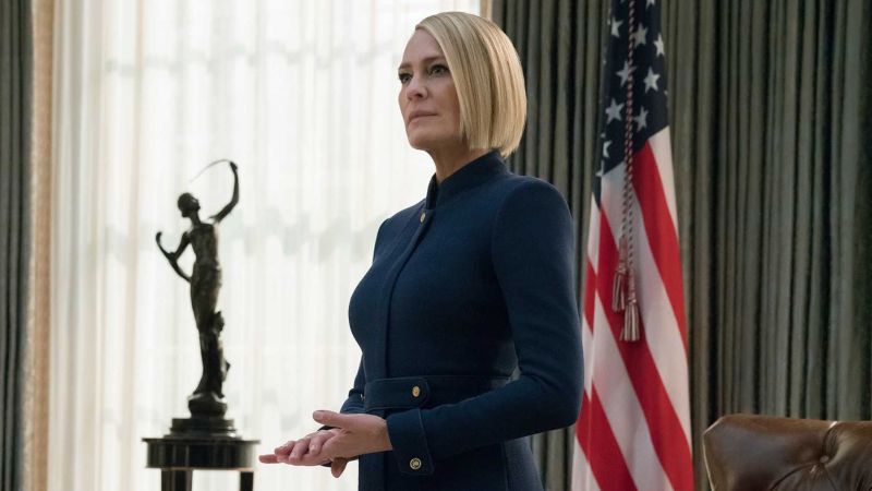 Završna sezona serije "House of Cards" od 2. novembra