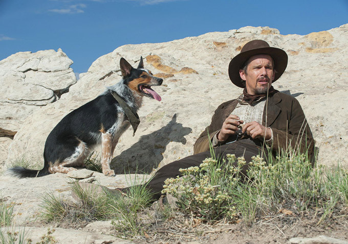 Ethan Hawke u traileru za western "In a Valley of Violence"