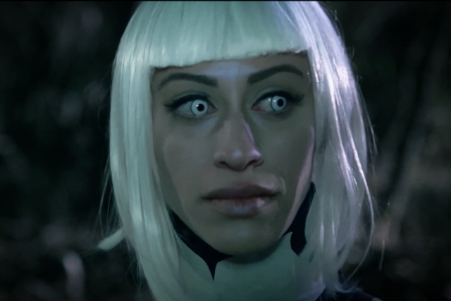 Pogledajte sci-fi video Johna Carpentera za "Utopian Facade"