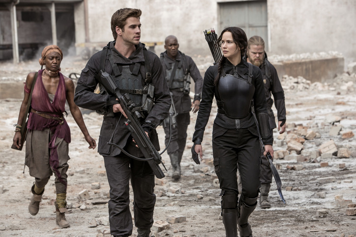 Box office: ''Mockingjay'' i dalje prvi