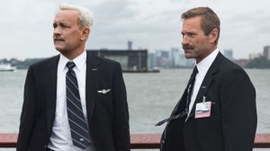 Prvi pogled na Toma Hanksa i Aarona Eckharta u filmu "Sully"