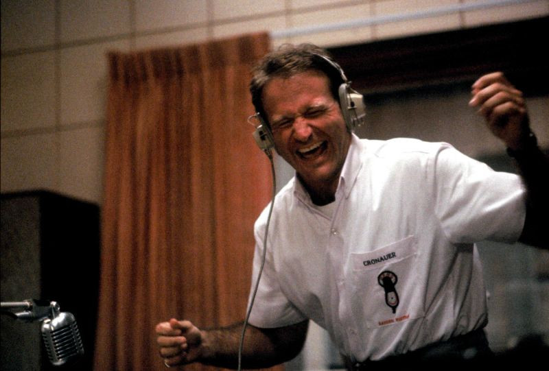 Good Morning, Vietnam: Tragikomedija u eteru