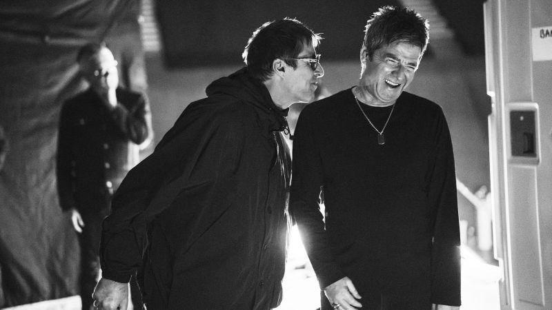 Priča iza pomirenja grupe Oasis: "Don't Look Back in Anger"