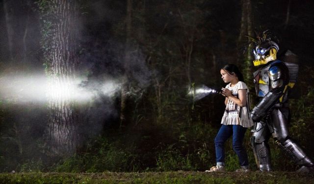 Porodična sci-fi drama "Mail Order Monster" na VOD-u 6. novembra